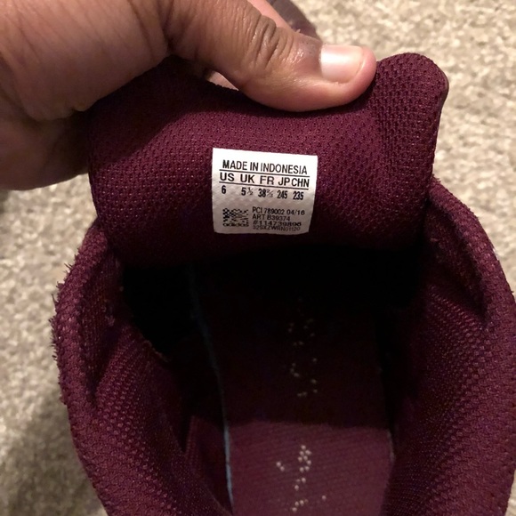 Shoes - Picture 4 of 4